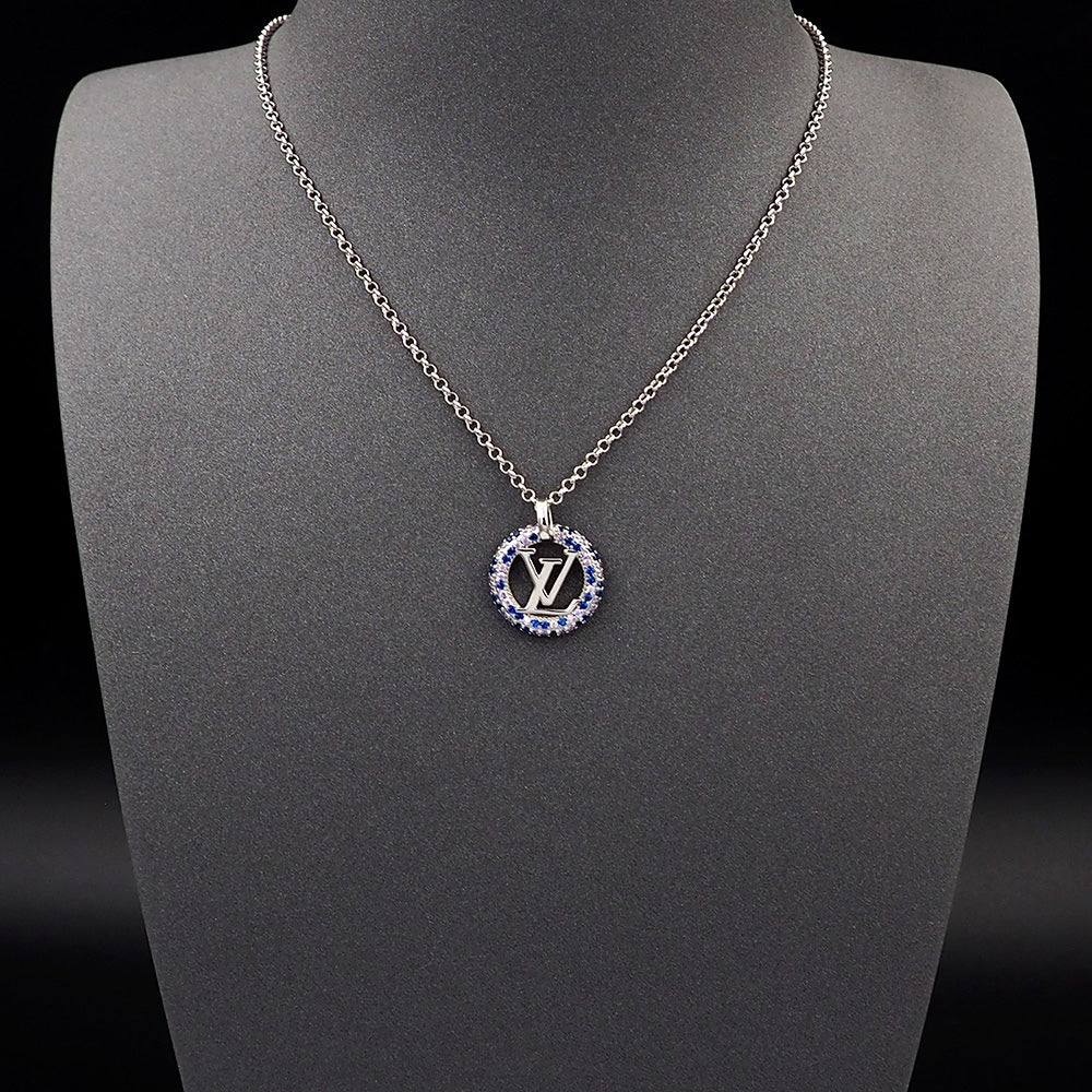 18K Louis Vuitton Louise By Night Necklace